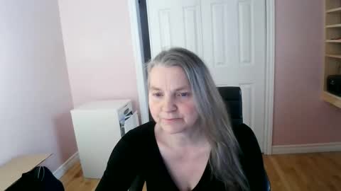 chealsiek online show from April 2026 04:05:02 PM