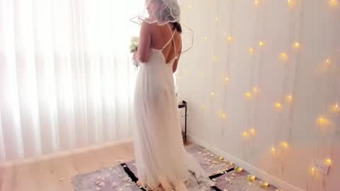 Regina Phalange online show from February 2025 09:17:01 PM