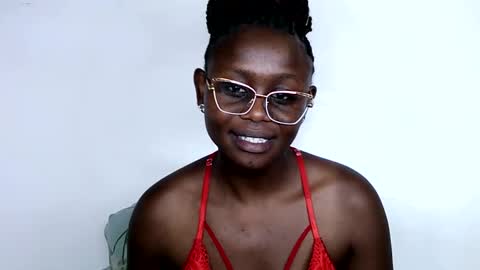 Snapshot of cheeky_charms chatting on October 2025 03:57:02 PM cheeky_charms online show from October 2025 03:57:02 PM