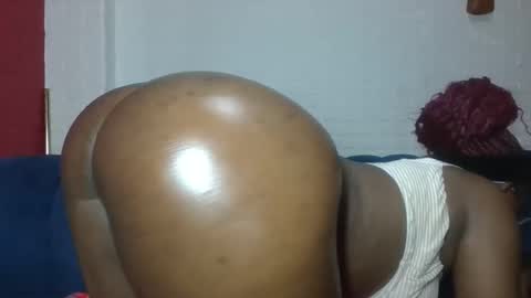 Snapshot of cheeky_charms chatting on December 2025 05:18:02 PM cheeky_charms online show from December 2025 05:18:02 PM