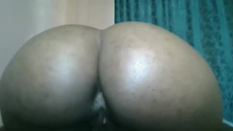 Snapshot of cheeky_charms chatting on April 2026 06:58:02 AM cheeky_charms online show from April 2026 06:58:02 AM