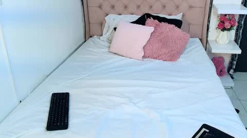 cheerry_moon online show from March 2026 09:32:02 PM