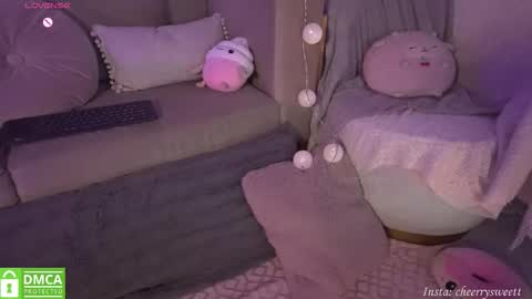 Baby Cherry online show from November 2025 03:07:01 AM