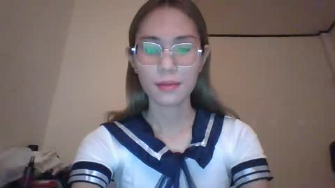 chelly4u69 online show from March 2025 12:54:02 AM