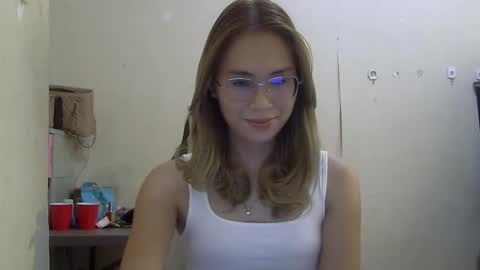 chelly4u69 online show from September 2025 04:50:01 AM