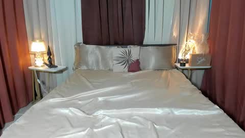 Snapshot of chelseariches chatting on November 2025 06:19:02 PM Hello ur lovely Chelsea online show from November 2025 06:19:02 PM