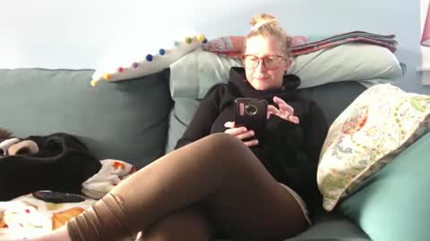 Snapshot of chelseasentra1 chatting on January 2025 05:38:01 PM Chelsea online show from January 2025 05:38:01 PM