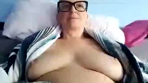 Snapshot of chelseasentra1 chatting on October 2025 12:50:02 PM Chelsea online show from October 2025 12:50:02 PM