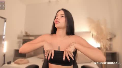 chelsey_hudson online show from September 2025 11:59:01 AM