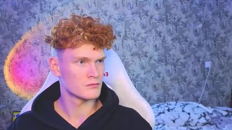 LUCASRYANPVT IS OPEN online show from February 2025 04:28:02 AM