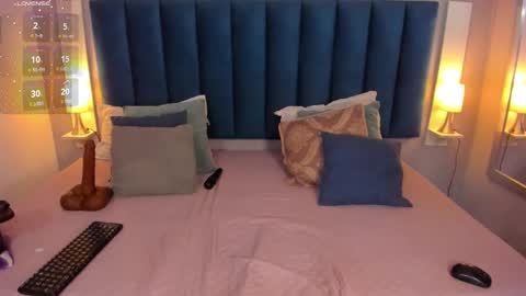   online show from December 2024 07:44:01 PM