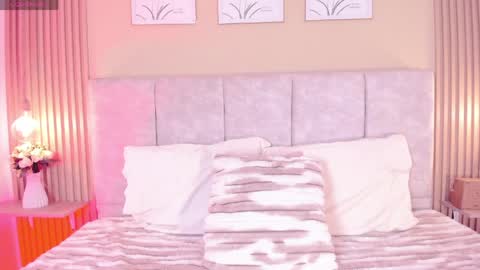 cherlyn_1 online show from May 2026 01:19:01 PM
