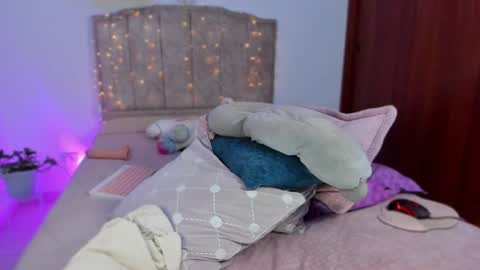 cherries_and_wine_ online show from December 2024 09:04:01 PM