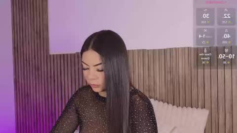 Snapshot of cherry__bloom_ chatting on December 2025 01:15:01 PM MIA online show from December 2025 01:15:01 PM