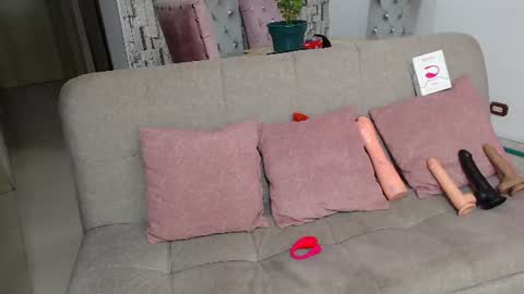 MIA online show from June 2026 10:25:01 PM