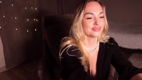 CherryBomb online show from December 2024 03:20:01 AM