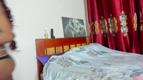 Snapshot of cherry_falls chatting on October 2025 03:48:02 AM cherry_falls online show from October 2025 03:48:02 AM