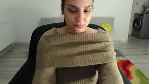 Snapshot of cherry_pie95 chatting on November 2025 09:14:02 PM Sherry online show from November 2025 09:14:02 PM