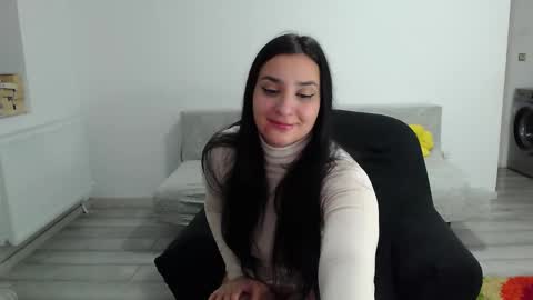 Snapshot of cherry_pie95 chatting on December 2025 01:10:01 AM Sherry online show from December 2025 01:10:01 AM