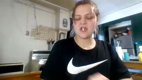 cherrybomb454 online show from December 2025 04:59:02 PM