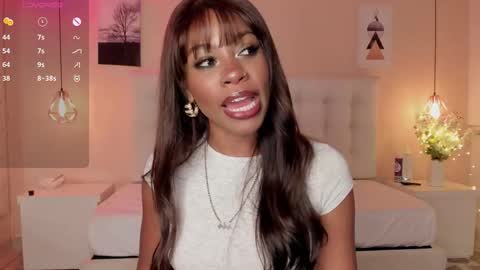 Snapshot of cherrybr_ chatting on February 2025 11:58:02 PM Cherry Lady online show from February 2025 11:58:02 PM