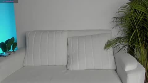 Snapshot of cherrybr_ chatting on October 2025 02:11:02 AM Cherry Lady online show from October 2025 02:11:02 AM