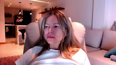 Anna online show from May 2026 02:26:01 PM