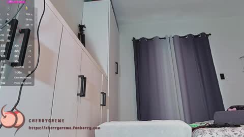 Cherry online show from September 2025 02:22:01 AM