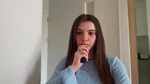 Lina online show from December 2024 03:09:01 AM