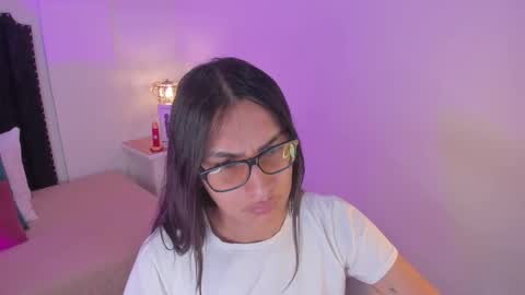 Snapshot of cherrylady2 chatting on October 2025 12:44:02 PM Cherry online show from October 2025 12:44:02 PM