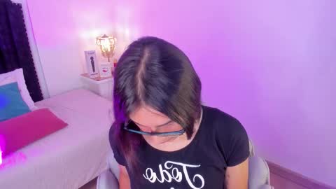 Snapshot of cherrylady2 chatting on October 2025 12:52:02 PM Cherry online show from October 2025 12:52:02 PM