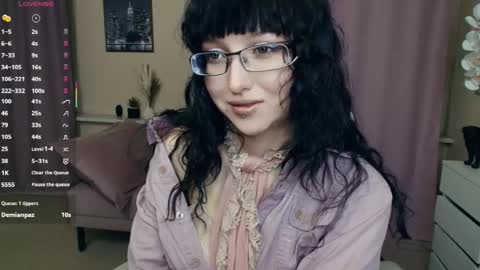 Isabel online show from May 2026 07:19:01 PM