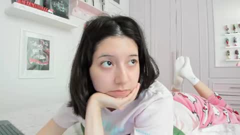 cherrycute666 online show from July 2026 10:53:02 PM