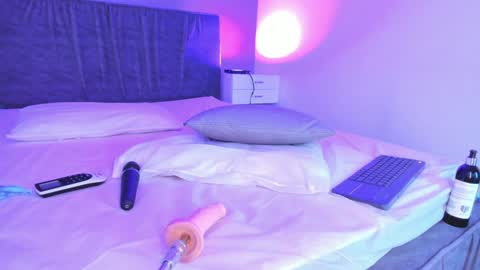 Cherry online show from February 2025 10:02:02 AM