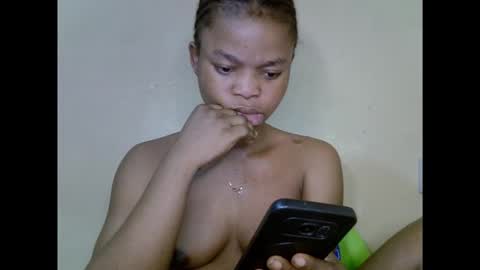 Snapshot of cherryxpussy chatting on October 2025 12:02:01 PM cherryxpussy online show from October 2025 12:02:01 PM