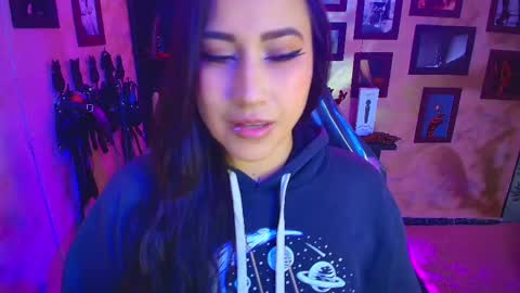 Snapshot of cherryy_bombshelll chatting on October 2025 03:42:01 PM cherry online show from October 2025 03:42:01 PM