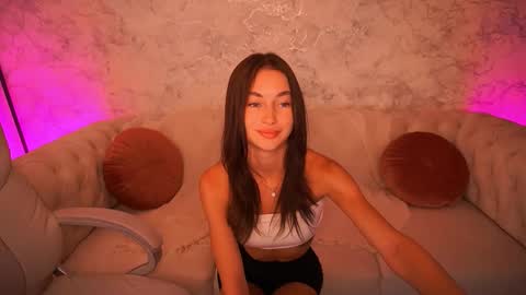 cherryylulu online show from September 2025 08:03:01 AM