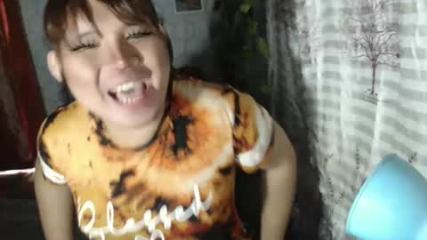 chescahotxxxl online show from May 2026 11:32:01 PM