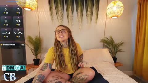 Chevi Blue online show from February 2025 03:17:01 PM