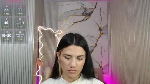 Snapshot of chiara_tay chatting on May 2026 07:11:01 PM Chiara online show from May 2026 07:11:01 PM