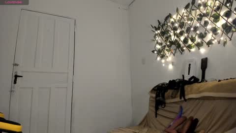 Snapshot of chica_hot24 chatting on December 2024 12:45:02 AM sammy coll online show from December 2024 12:45:02 AM