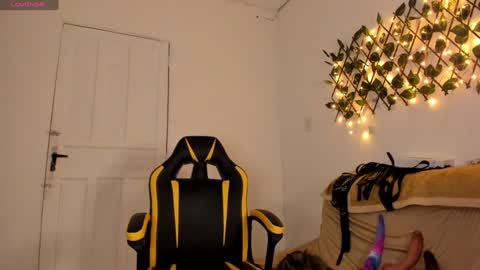 Snapshot of chica_hot24 chatting on January 2025 01:15:01 AM sammy coll online show from January 2025 01:15:01 AM