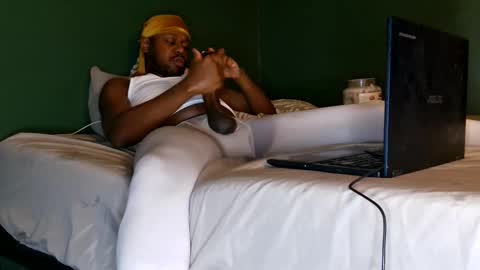 Que online show from March 2026 06:32:01 AM