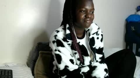 chichie_ online show from July 2026 07:21:01 AM