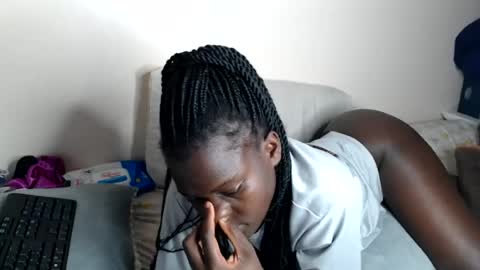 chichie_ online show from July 2026 04:55:01 AM
