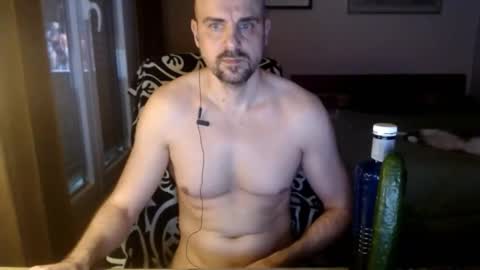 chicocam1983 online show from March 2026 04:45:01 PM