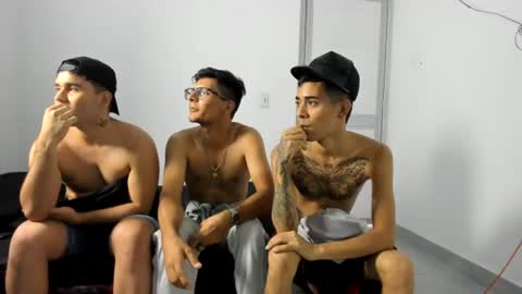 chicossex02 online show from July 2026 09:46:02 PM