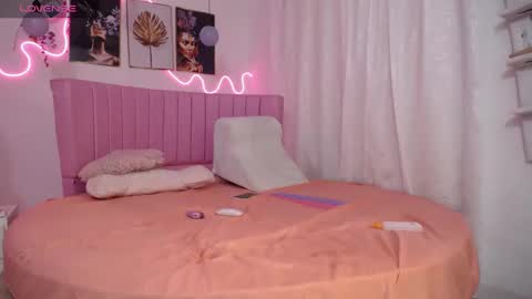 Snapshot of chiquibumbun chatting on January 2025 04:49:01 AM sophia online show from January 2025 04:49:01 AM