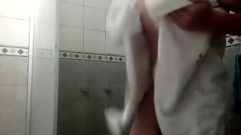 Snapshot of chispahot69 chatting on November 2025 06:24:01 AM chispahot69 online show from November 2025 06:24:01 AM