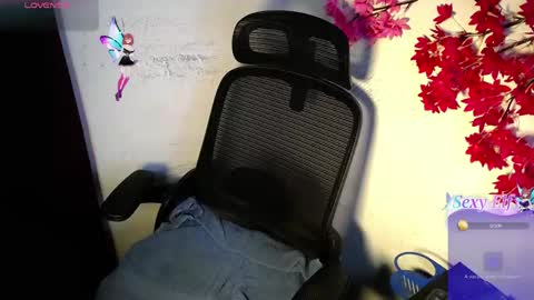 Snapshot of chleo_rosse chatting on May 2026 06:49:01 PM chleo_rosse online show from May 2026 06:49:01 PM